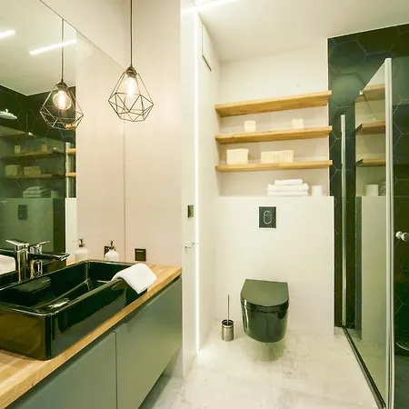 Apartment Wooow Studio By Goodtimekrk *