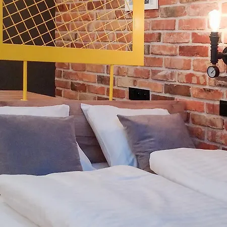 Wooow Studio By Goodtimekrk